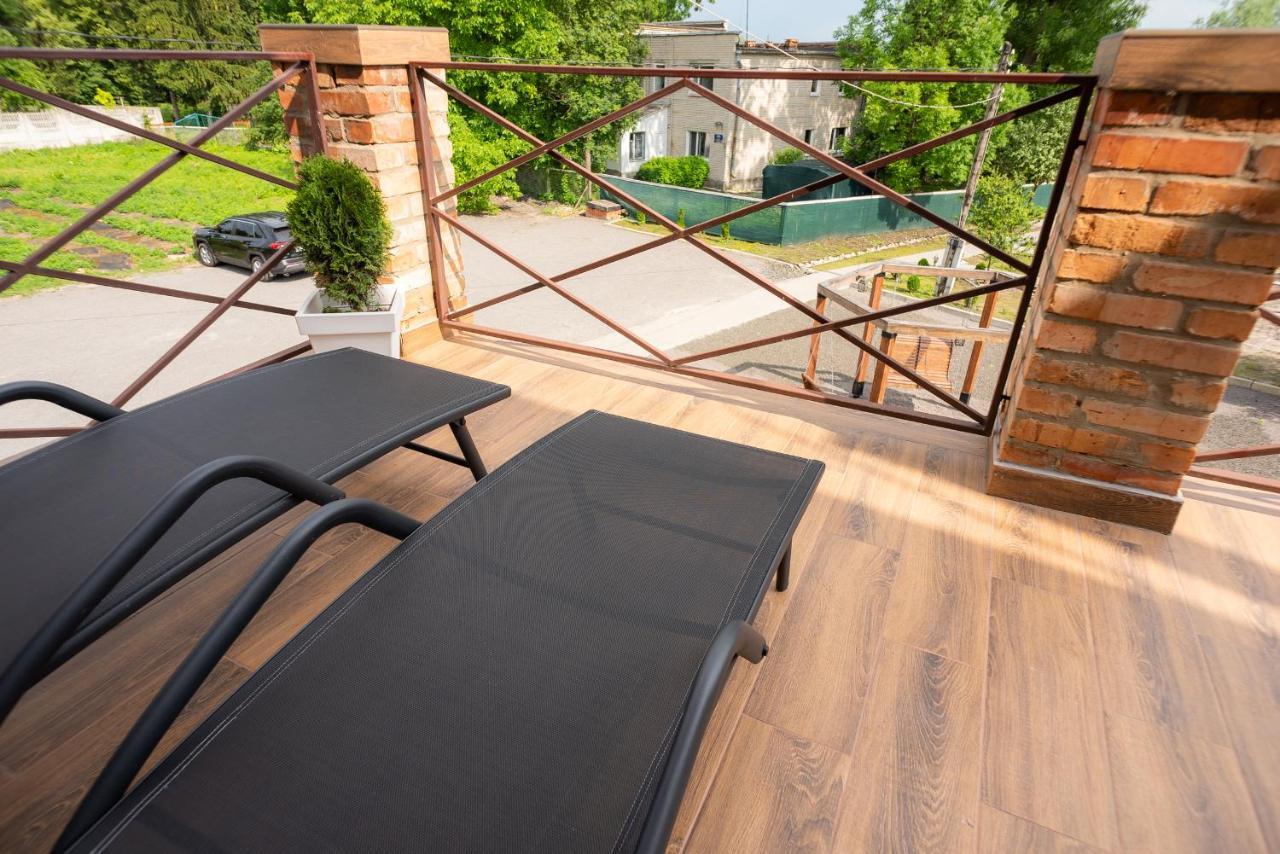 Rhombus Hotel Łuck Zewnętrze zdjęcie