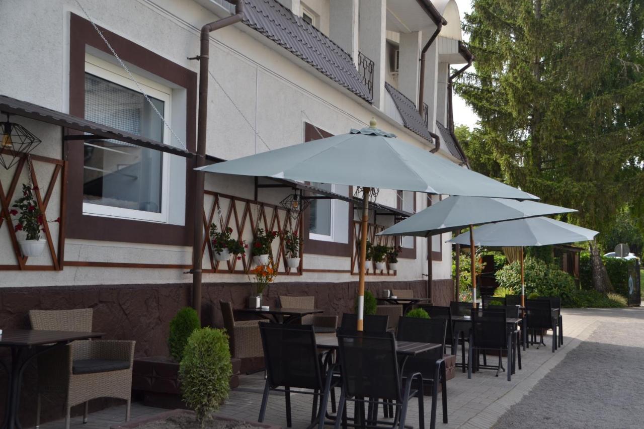 Rhombus Hotel Łuck Zewnętrze zdjęcie